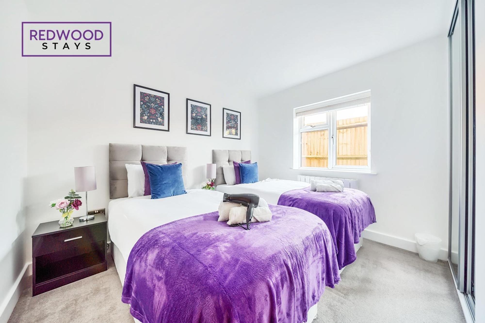 Modern Serviced Apartments For Contractors & Families With Free Parking, Wifi & Netflix By Redwood Stays Basingstoke Eksteriør billede