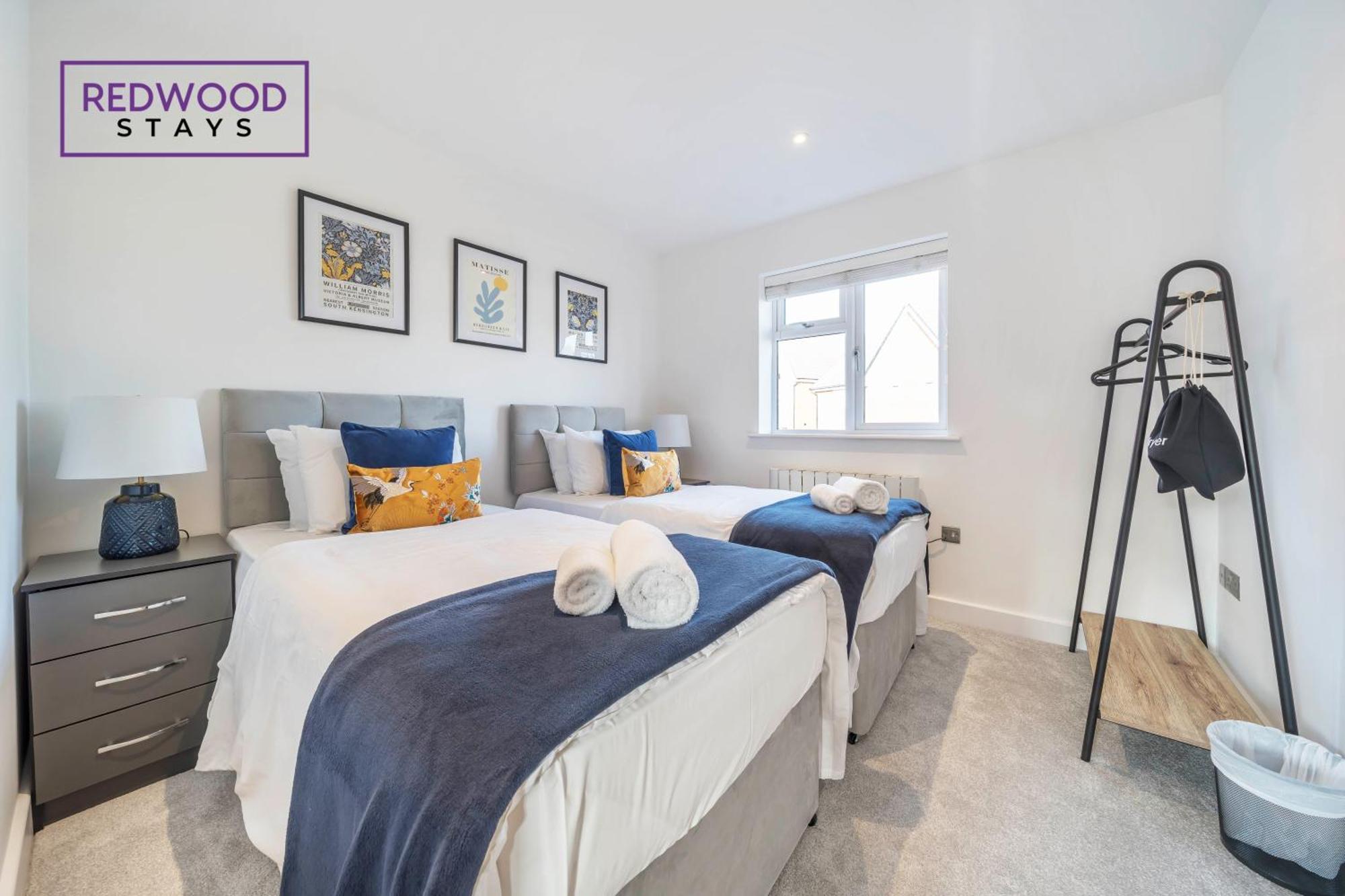 Modern Serviced Apartments For Contractors & Families With Free Parking, Wifi & Netflix By Redwood Stays Basingstoke Eksteriør billede