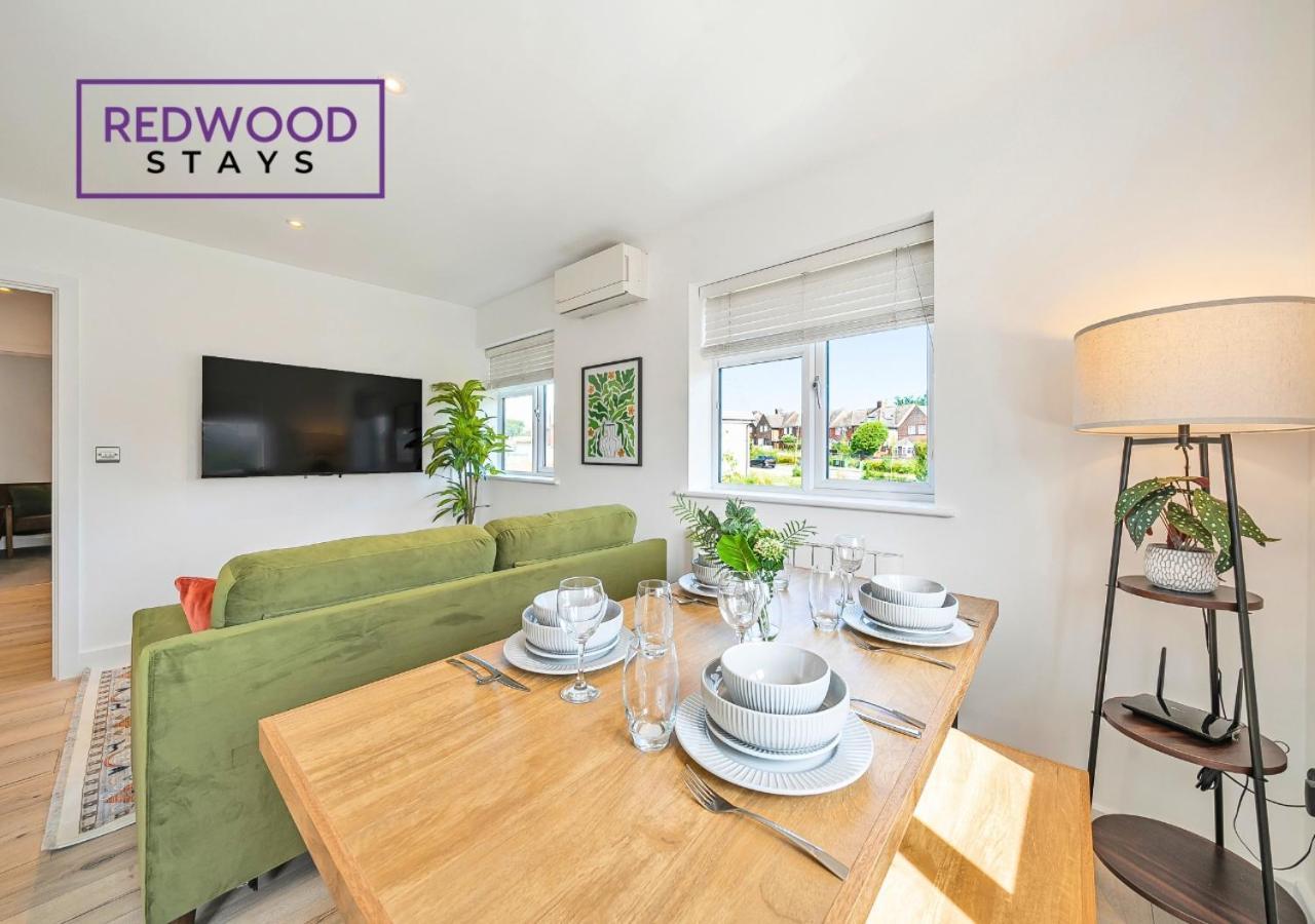 Modern Serviced Apartments For Contractors & Families With Free Parking, Wifi & Netflix By Redwood Stays Basingstoke Eksteriør billede